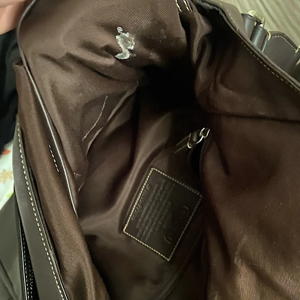 Y2K COACH • Lenox Brief Brown Leather Messenger Journalist Crossbody • 70105
